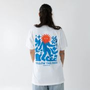 Unisex Follow The Sun Off-White Tee